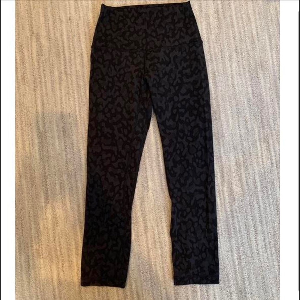 Lululemon Cheetah Print leggings!